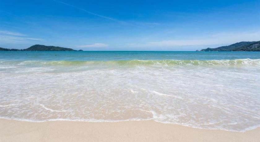 Patong Azure Phuket Hotel מראה חיצוני תמונה