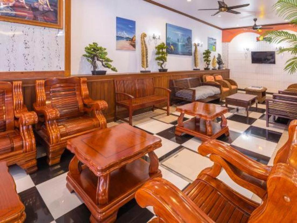 Patong Azure Phuket Hotel מראה חיצוני תמונה